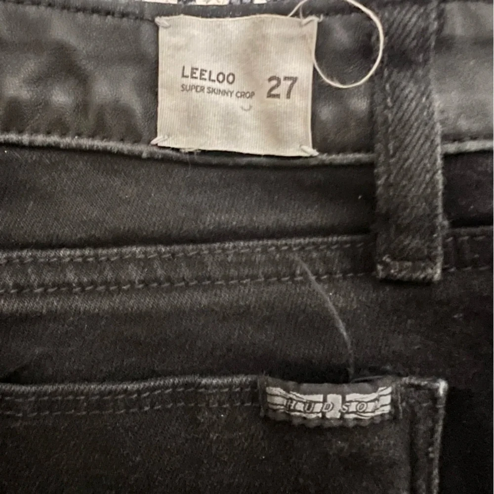 Hudson Women's | Leeloo Super Skinny Cropped black jeans, sz 27. Great used